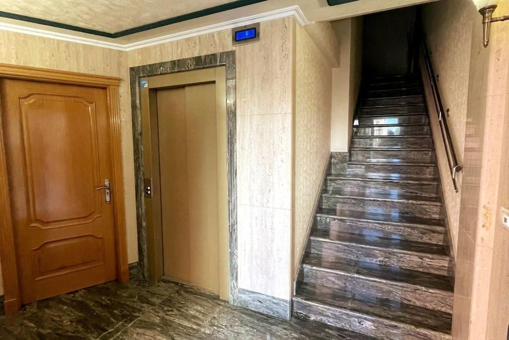 ア・コルーニャApartamento Coruna 400 Metros De La Playaアパートメント エクステリア 写真